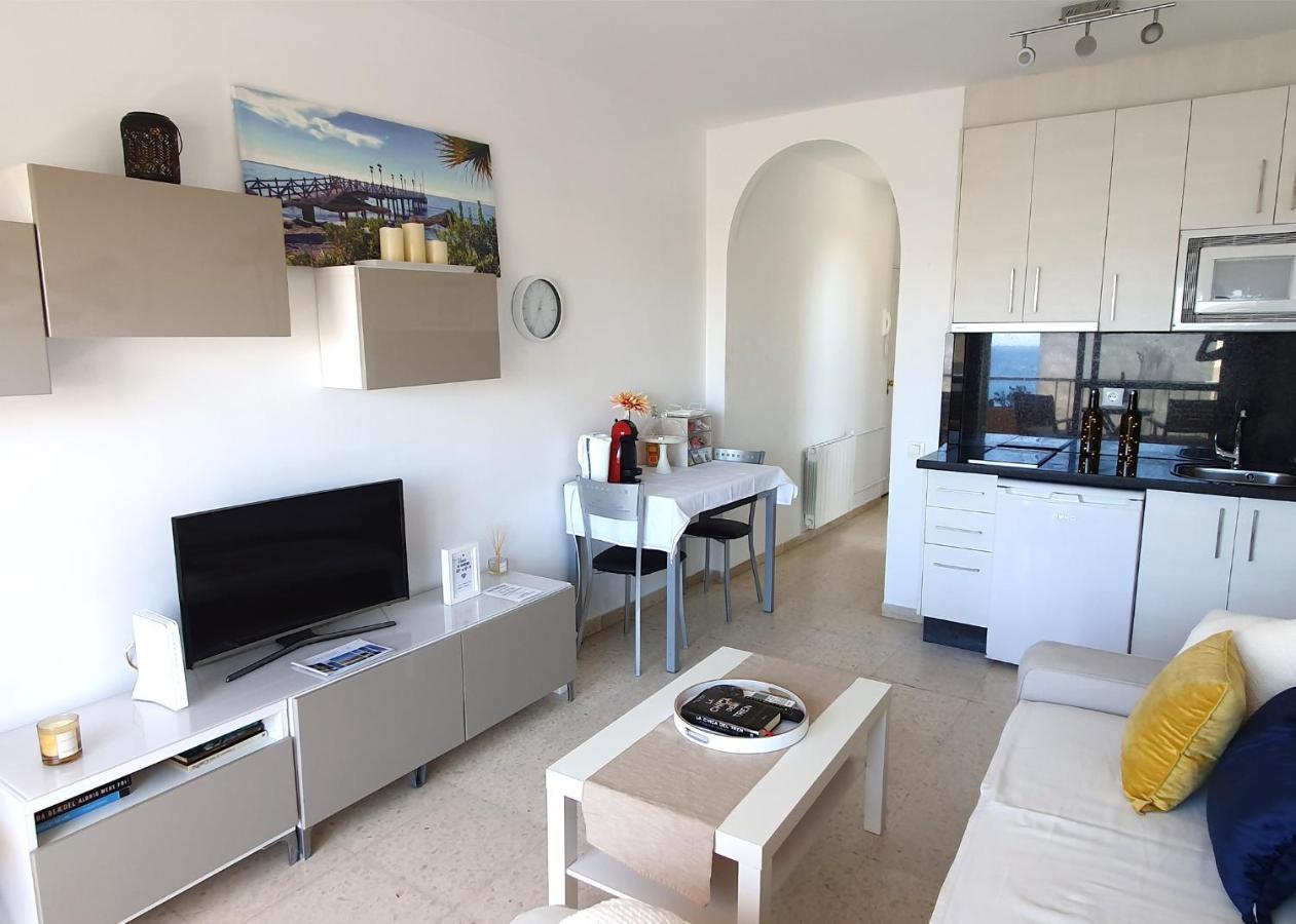 Beachfront Studio Apartment Μαρμπέλλα Εξωτερικό φωτογραφία